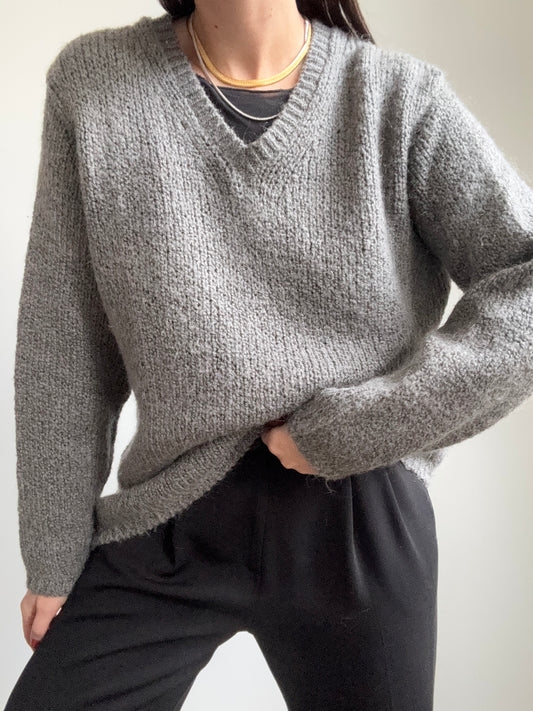 Vintage Grey V-Neck Sweater Size Large