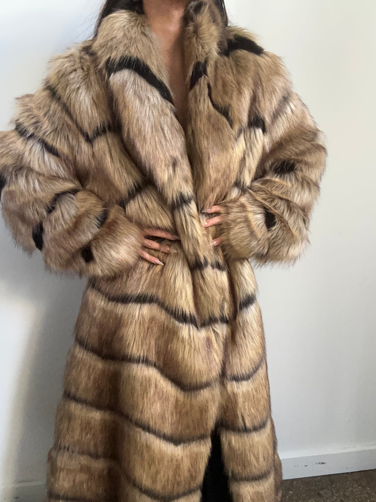 Vintage Faux Fur Tan + Black Jacket Size 2X