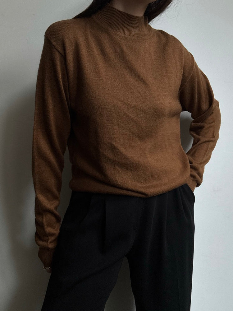 Vintage Brown Turtle Neck Sweater Size Medium
