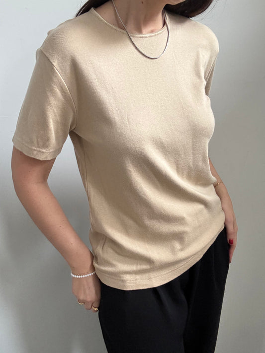 Vintage Beige Ribbed Tee Size Medium
