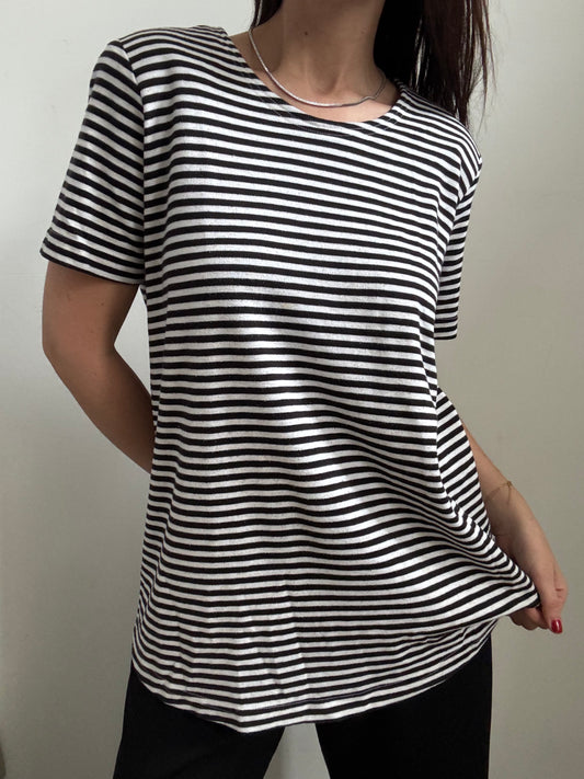 Vintage Black & White Striped T-Shirt Size Large