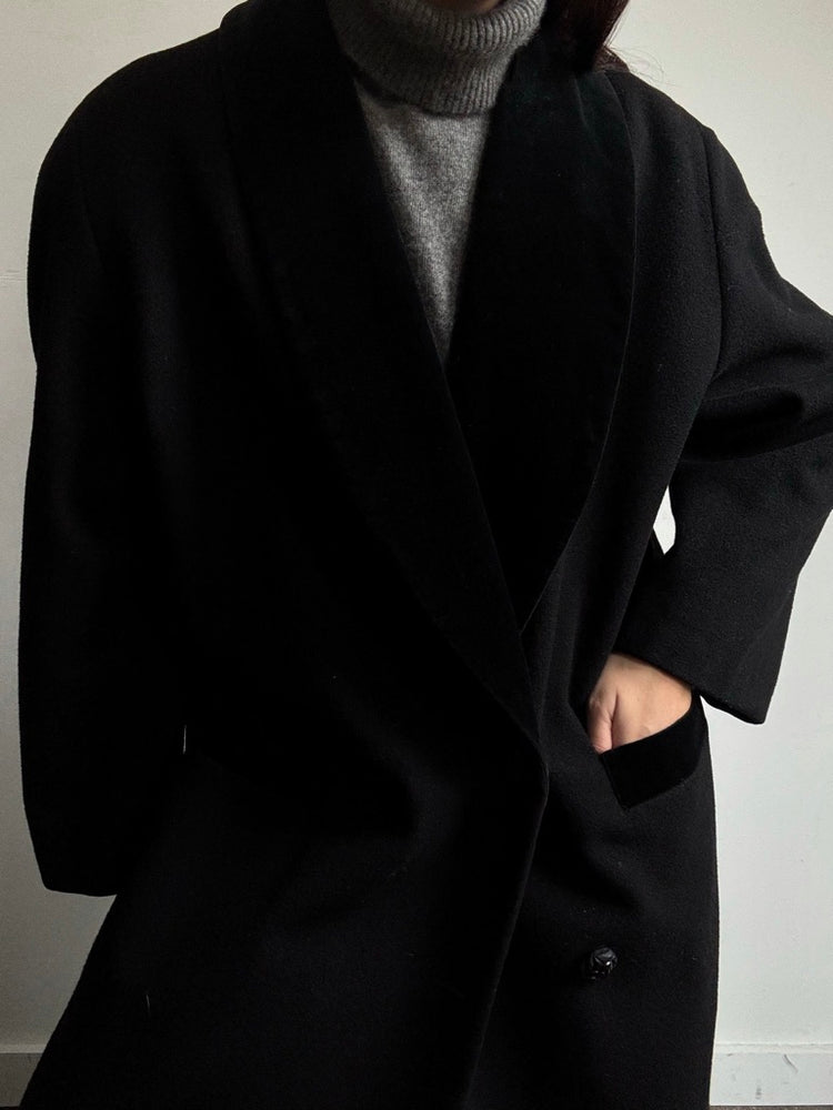 Vintage Black Wool Coat With Velvet Details Size Large