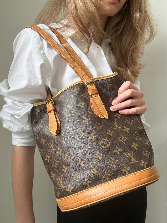 Vintage LV 1998 Bucket Bag with Pouch