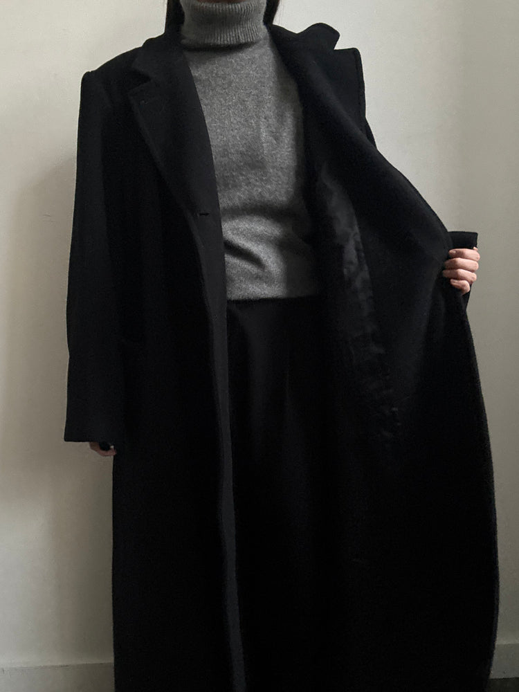 Vintage Pure Wool Chic Black Long Coat Size Medium