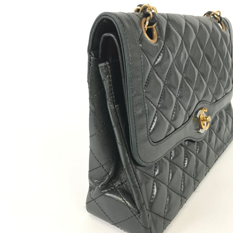 Vintage Two Toned Black Chanel 1991-1994 Flap Bag