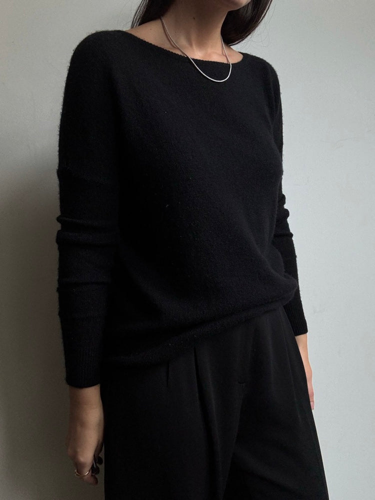 Vintage Classic Black Wool & Cashmere Boatneck Sweater Size Small