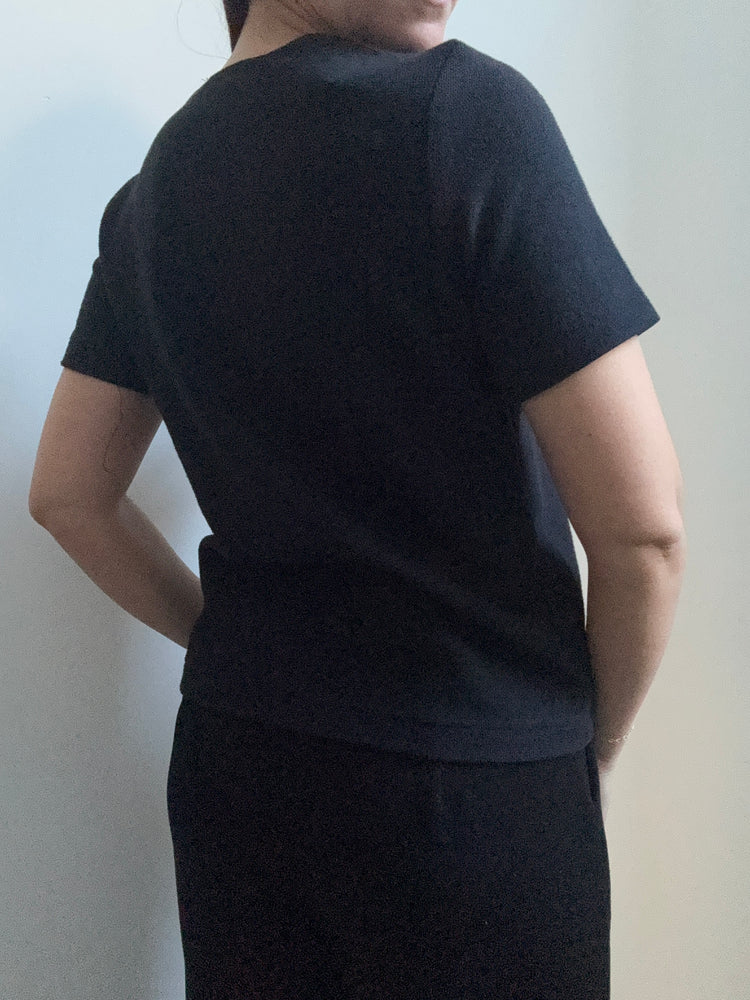 Vintage Cotton Black T-shirt w/ Necklace Size S