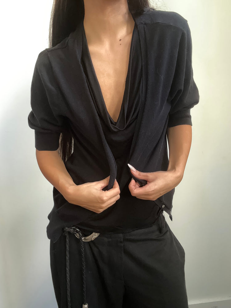 Vintage Black Quarter Sleeve Rib V-neck Sweater Size Medium