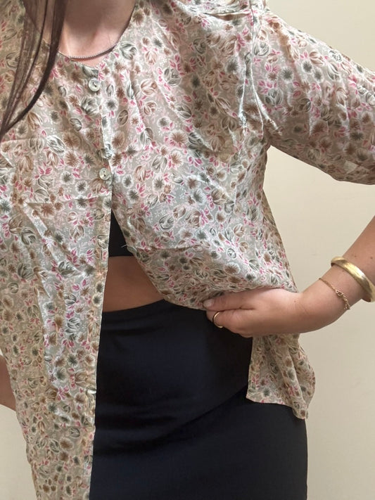 Vintage Silk Short Sleeve Floral Button Down Size Small