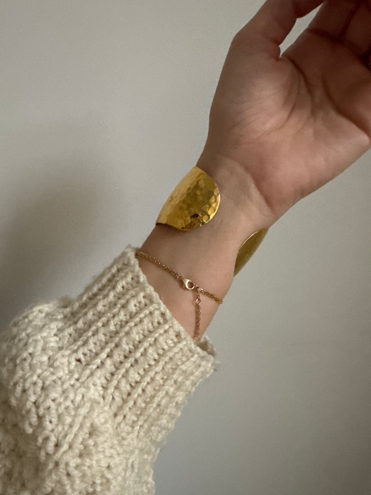 Vintage Gold-Toned Crocodile Hammered Cuff