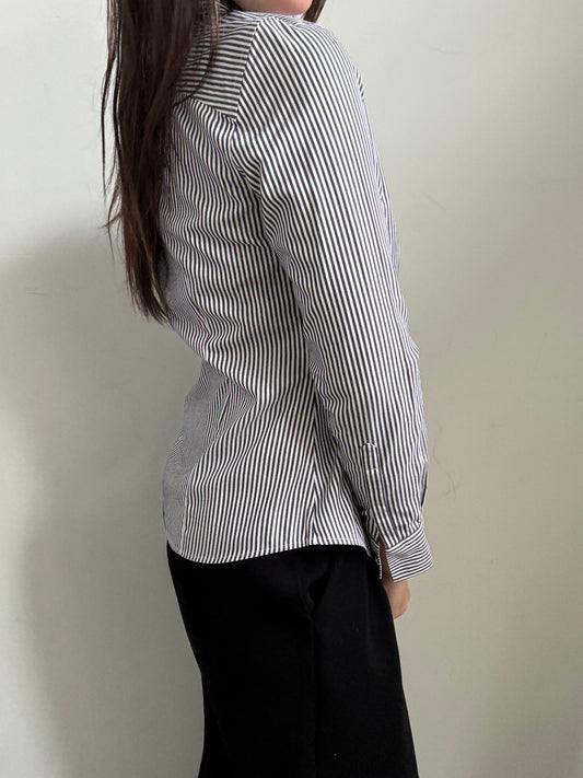 Vintage Black & white Fitted Button Up Size Small