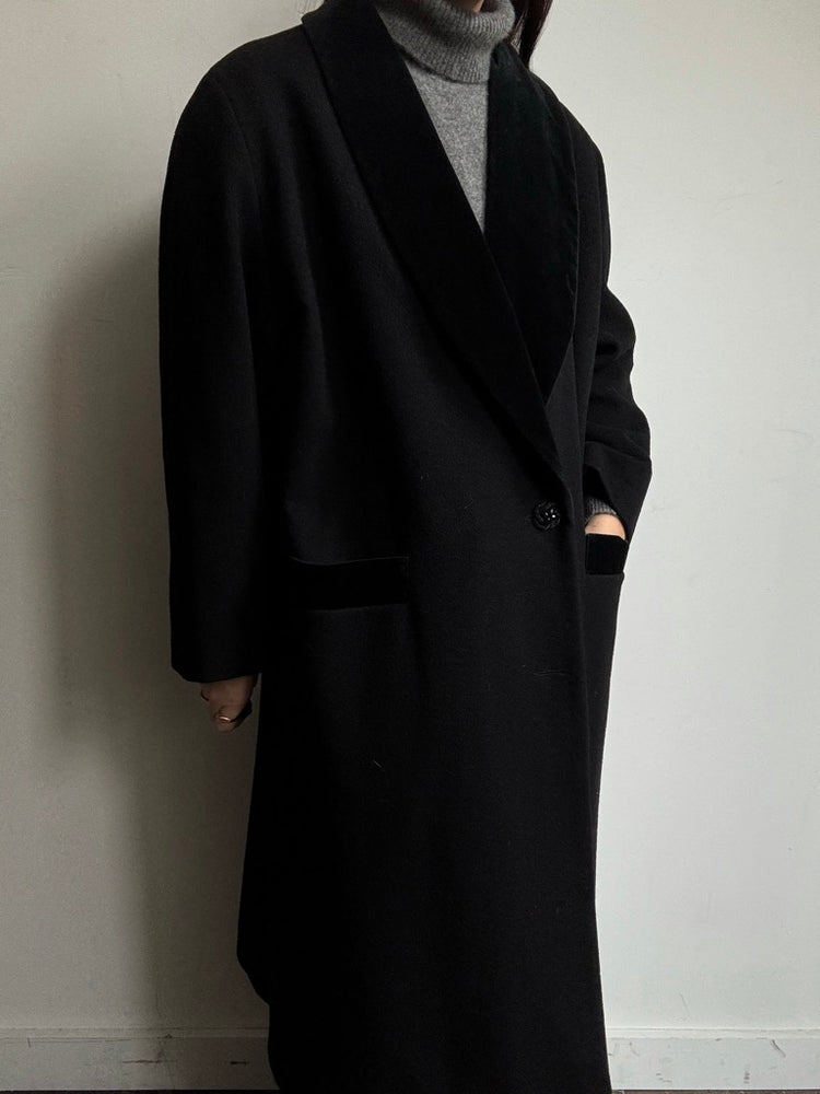 Vintage Black Wool Coat With Velvet Details Size Large