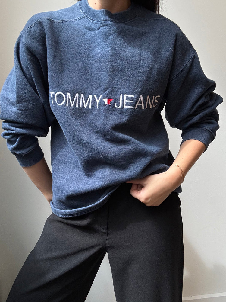 Vintage Tommy Hilfiger Pullover Sweatshirt in Size L