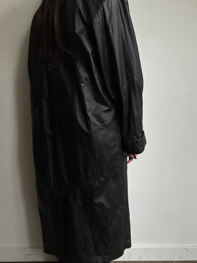 Vintage Black Leather Trench With Pleated Sleeves Size M