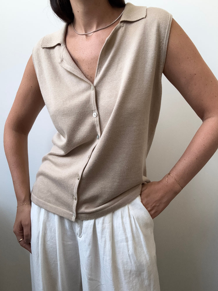 Vintage Beige Knit Sleeveless Button-Up Size Medium