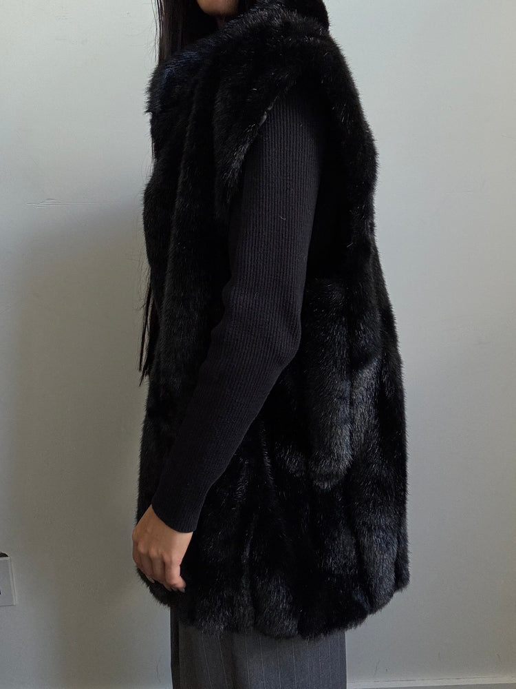 Vintage Faux Fur Vest in Black Size M