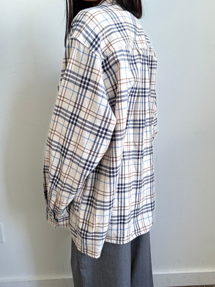 Vintage Long-Sleeve Plaid Flannel Button-up Size XL