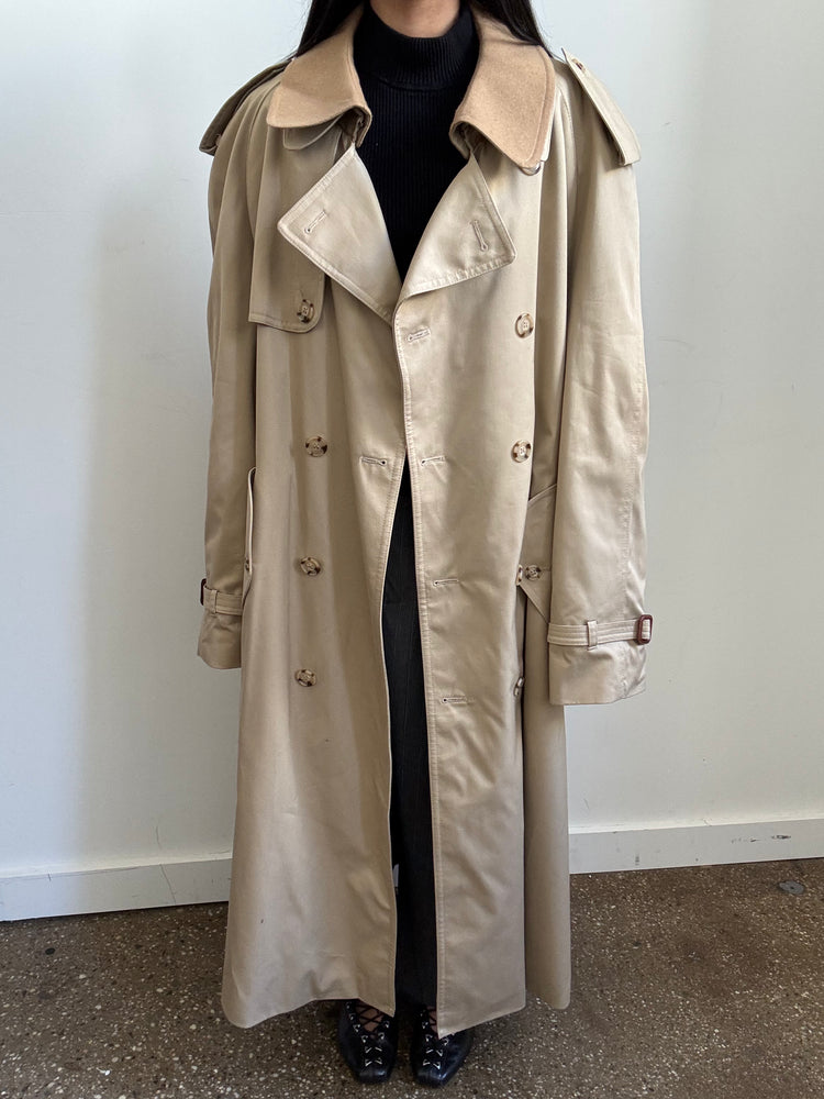 Vintage Tan Trench + Removable Lining Size XL