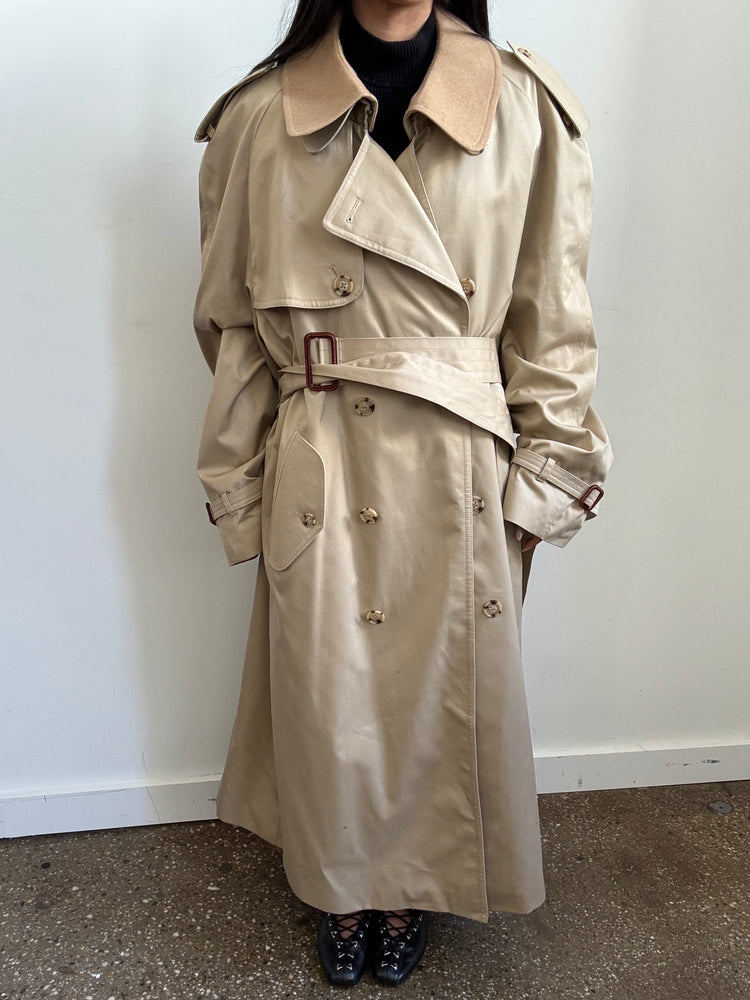 Vintage Tan Trench + Removable Lining Size XL