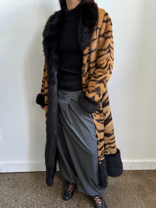 Vintage One of a Kind Mink Fur Coat Size XS