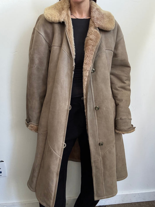 Vintage Taupe Leather With Sherpa Trim Size Large