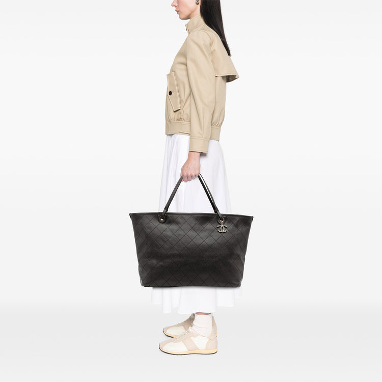 2014XL Chanel Quilted Caviar Shopping Tote