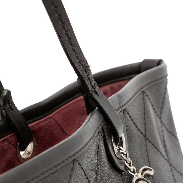 2014XL Chanel Quilted Caviar Shopping Tote