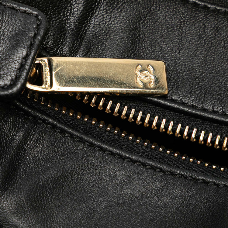 Vintage Chanel Medium Lambskin Chocolate Bar Shoulder Bag
