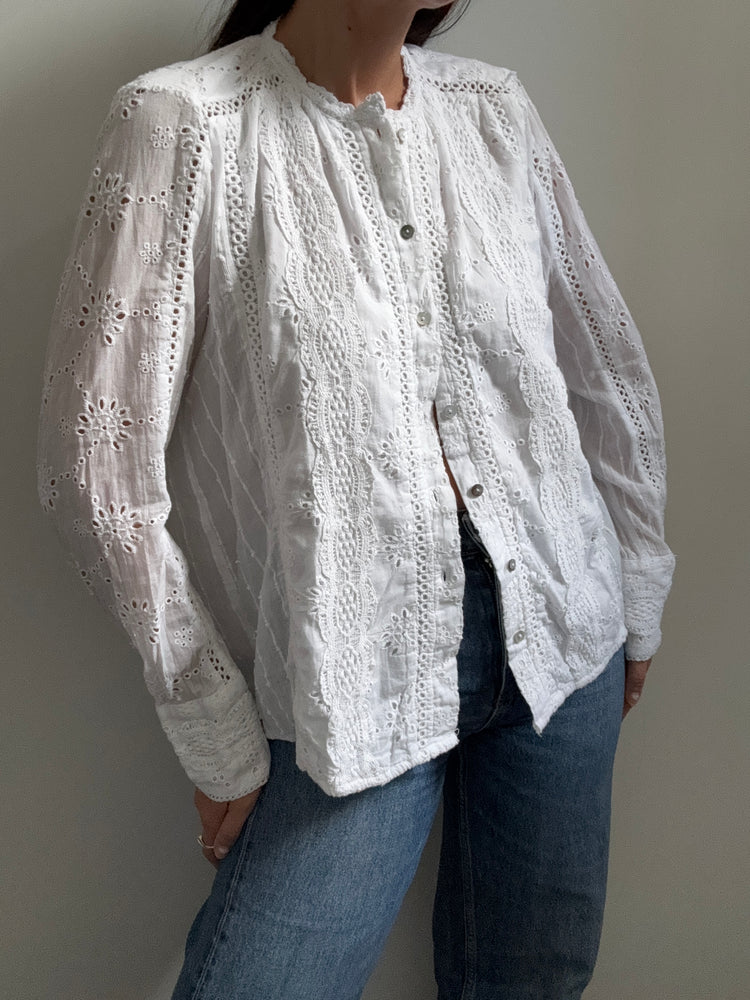 Vintage White Eyelet Embroidered Button-Up Size Small