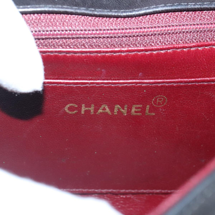 Chanel Diana 22 Chain Shoulder Bag