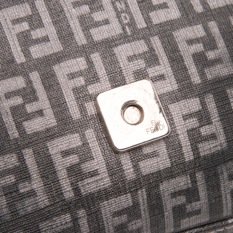 Vintage Fendi Zucchino Chain Mamma Baguette