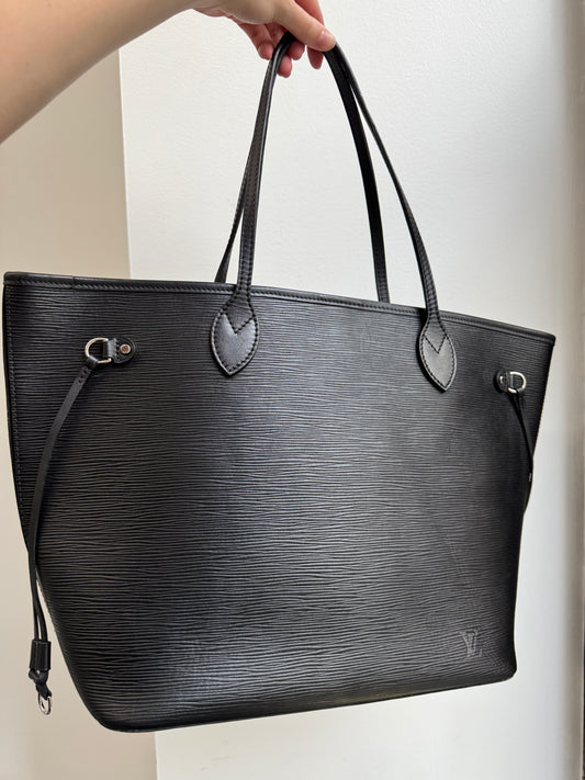 Louis Vuitton 2013 Black Epi Leather Neverfull MM Tote Bag