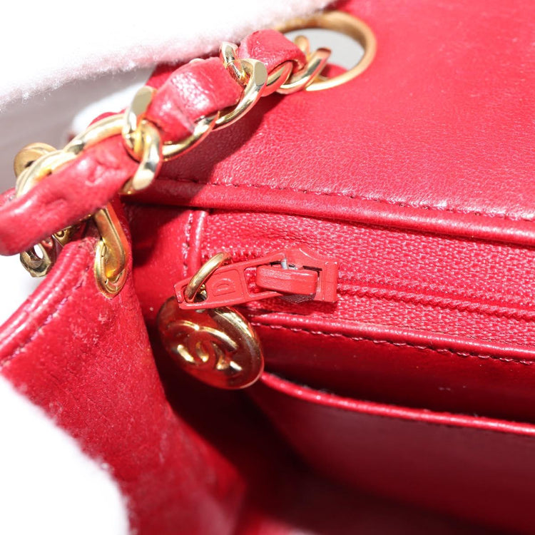 Vintage 1989 Chanel Matelasse Chain Lambskin Red Shoulder Bag