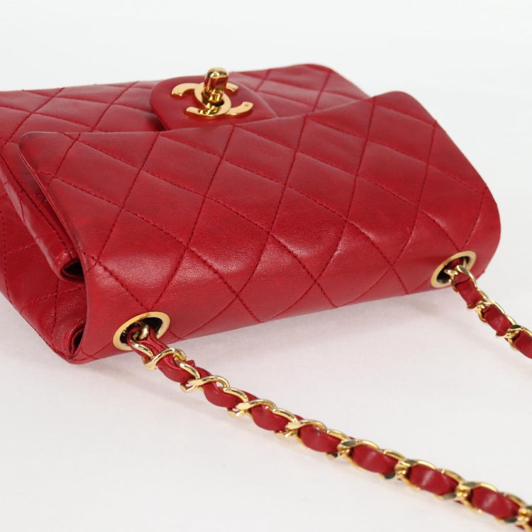 Vintage 1989 Chanel Matelasse Chain Lambskin Red Shoulder Bag