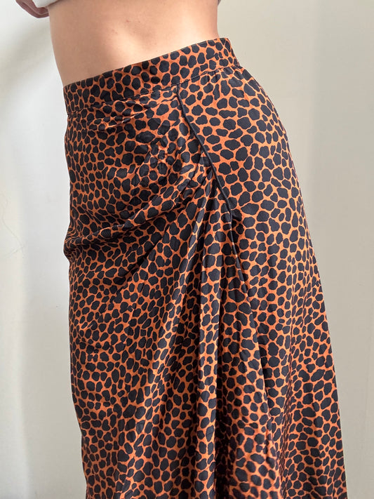 Vintage 100% Silk Tan and Black Leopard Midi Skirt Size Small
