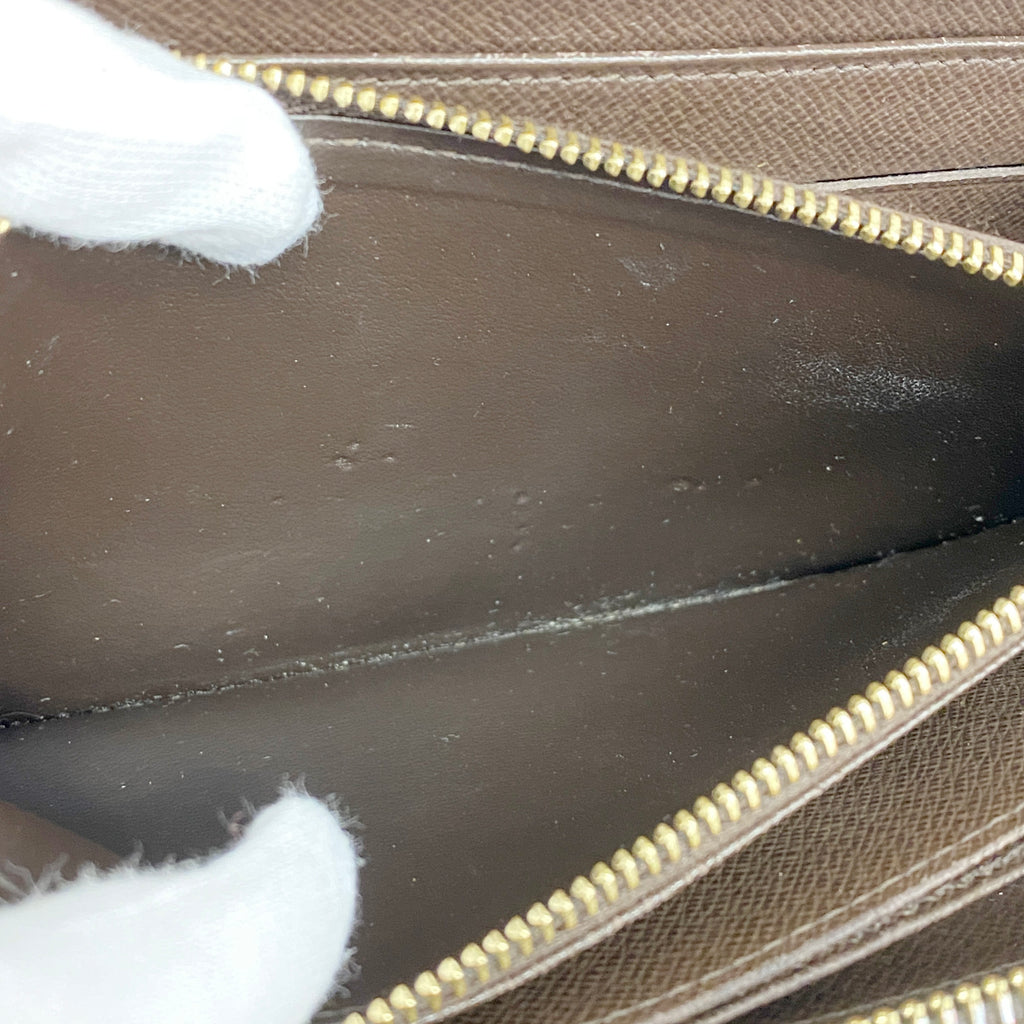 Vintage 2012 LV Checkered Wallet