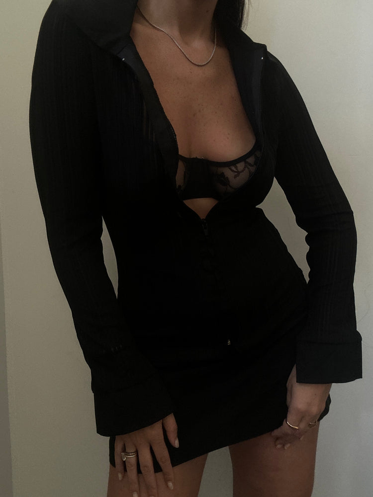 Vintage Black Stretch Zip Shirt Size Small/Medium