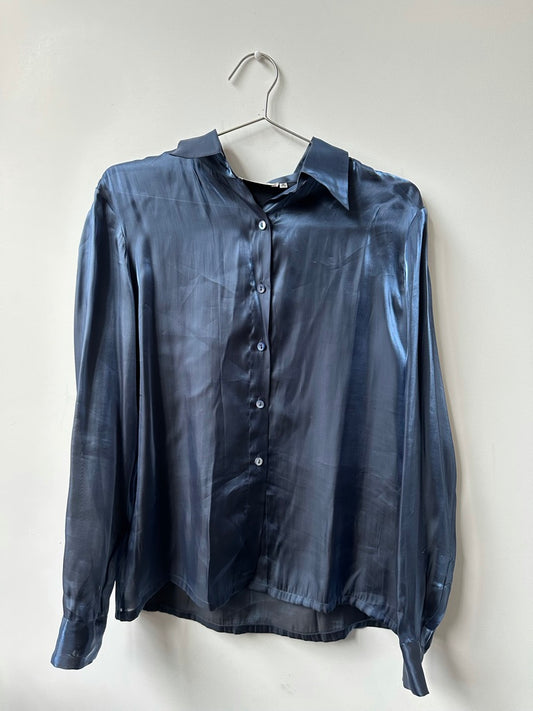 Vintage Metallic Blue Button-Up Size Medium