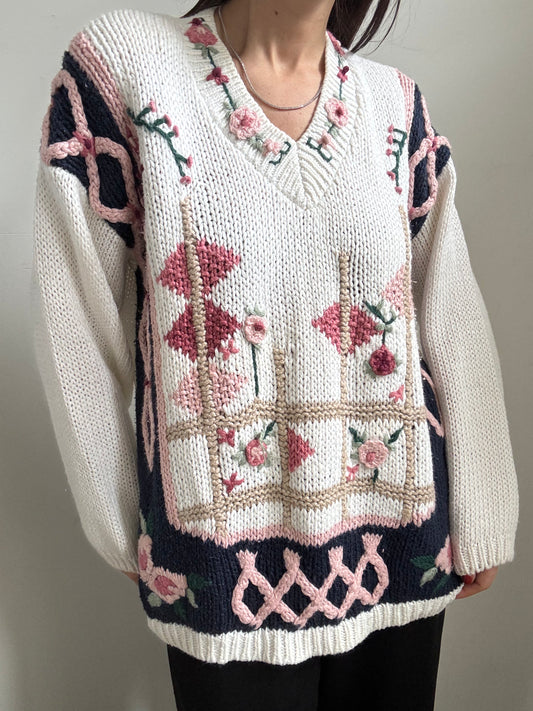 Vintage Hand Knit White Sweater Floral Details Size Medium
