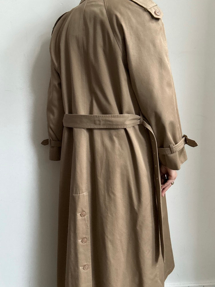 Vintage Classic Belted Beige Trench Size Medium