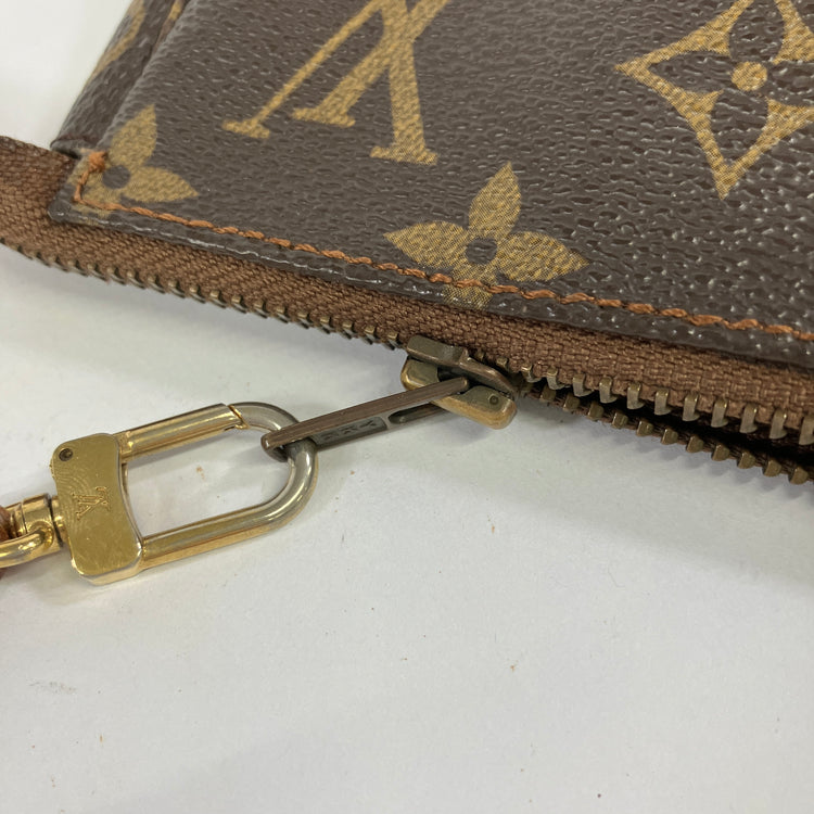 Vintage LV 1997 Pochette Bag
