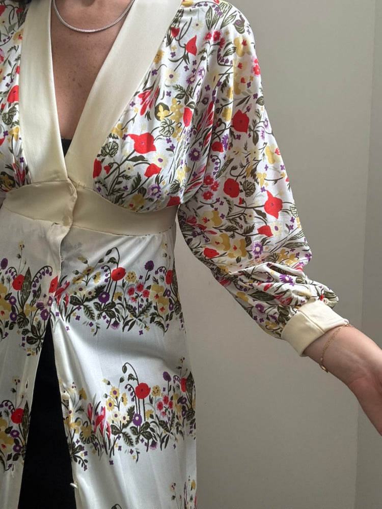 Cream and Floral Long Sleeve Duster Size XS