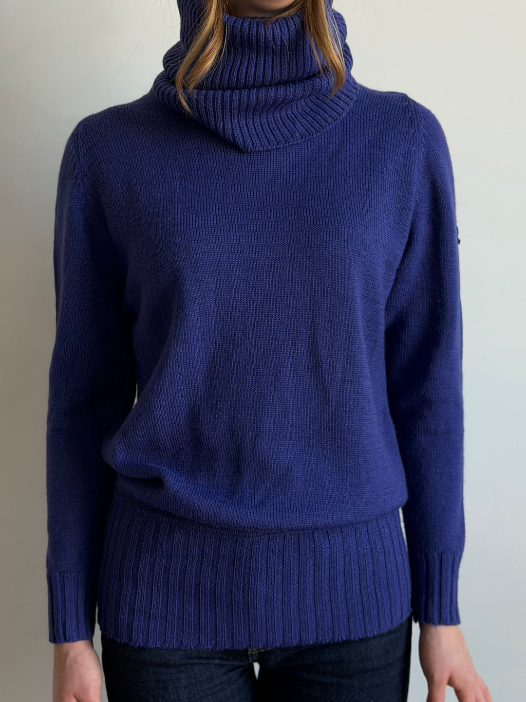 Vintage Violet Pure Wool Turtleneck Knit Size Medium
