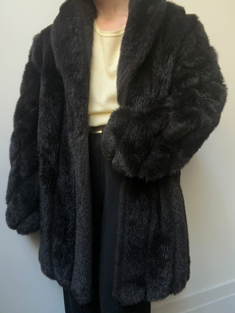 Vintage Brown Faux Fur Coat Size L-XL