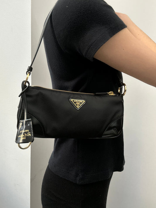 Prada Re-Edition 2002 Black Tessuto Shoulder Bag