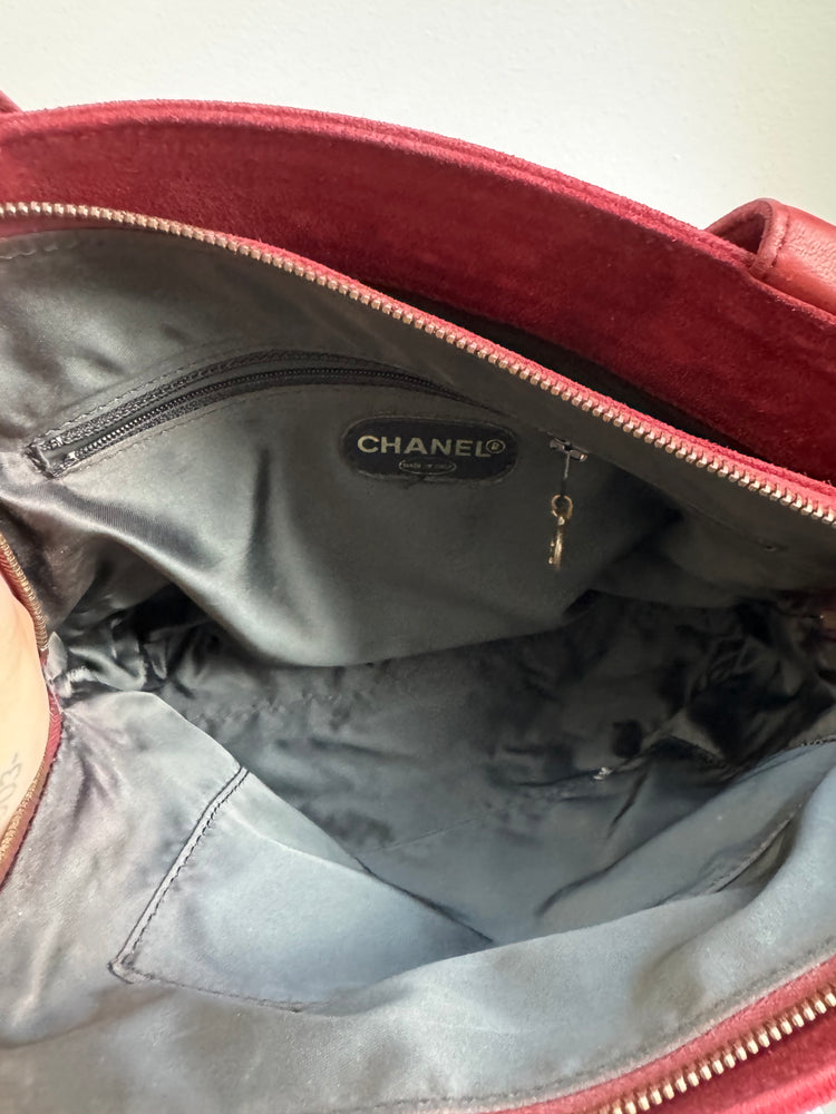 Vintage Chanel Suede Red Shoulder Tote