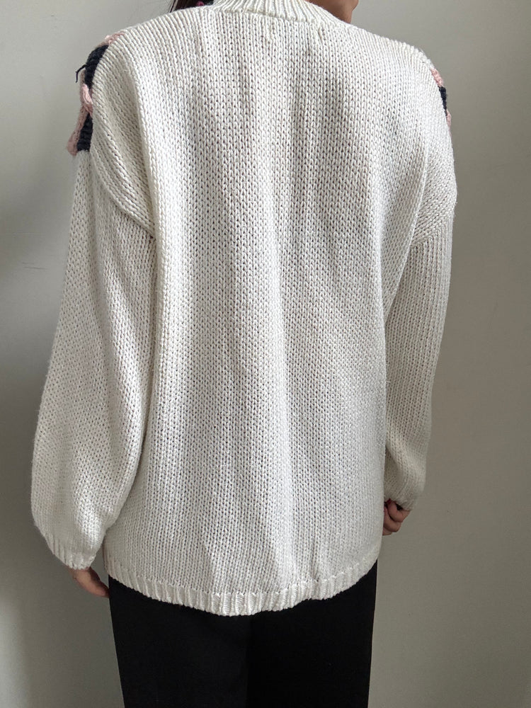 Vintage Hand Knit White Sweater Floral Details Size Medium