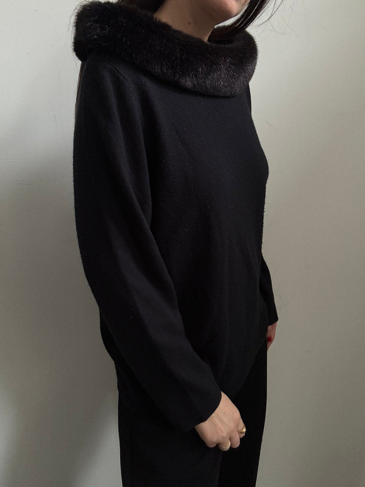 Vintage Black Long Sleeve Top Faux Fur Collar Size Large
