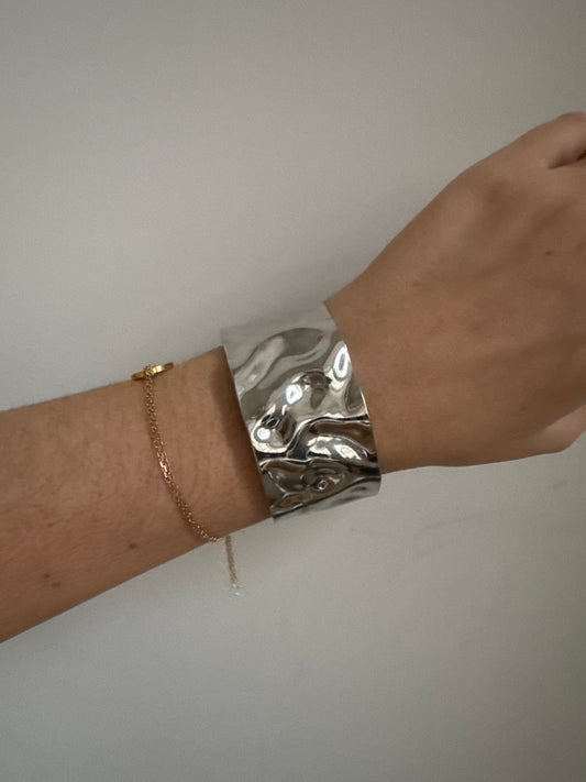Vintage Silver-Toned Textured Cuff