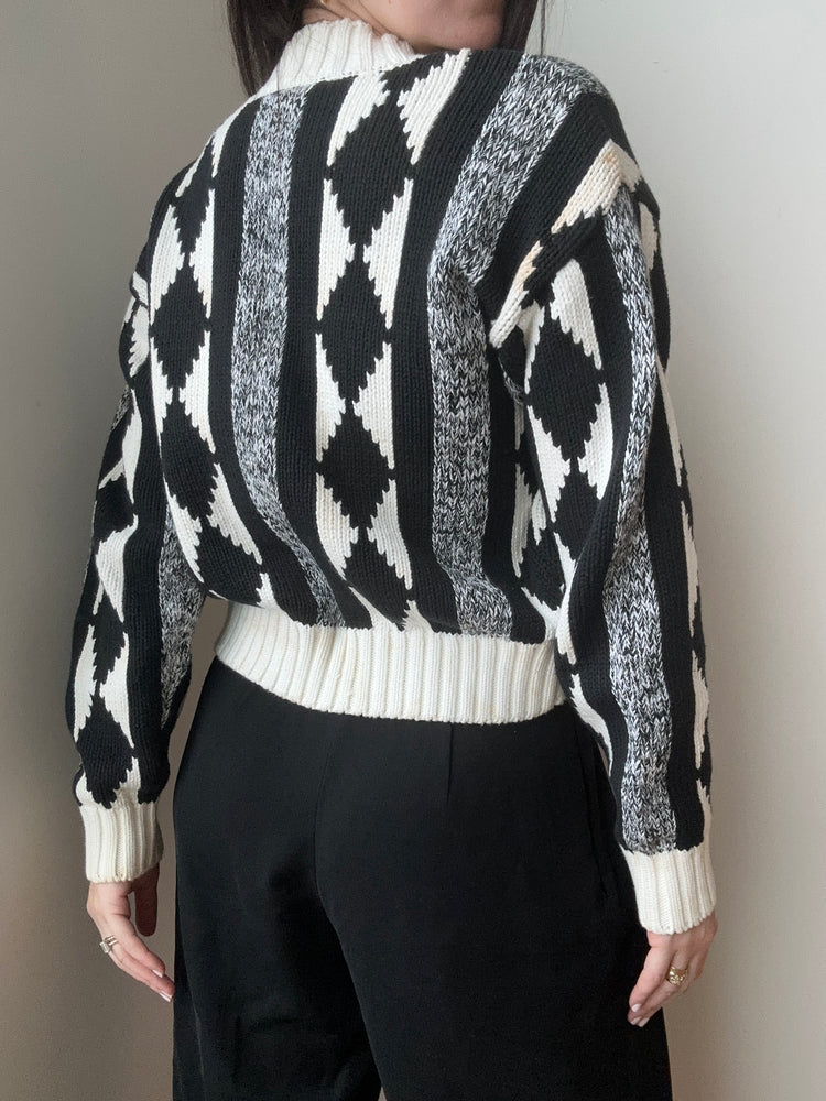 Vintage Black and White Argyle Cropped Cardigan Size Small